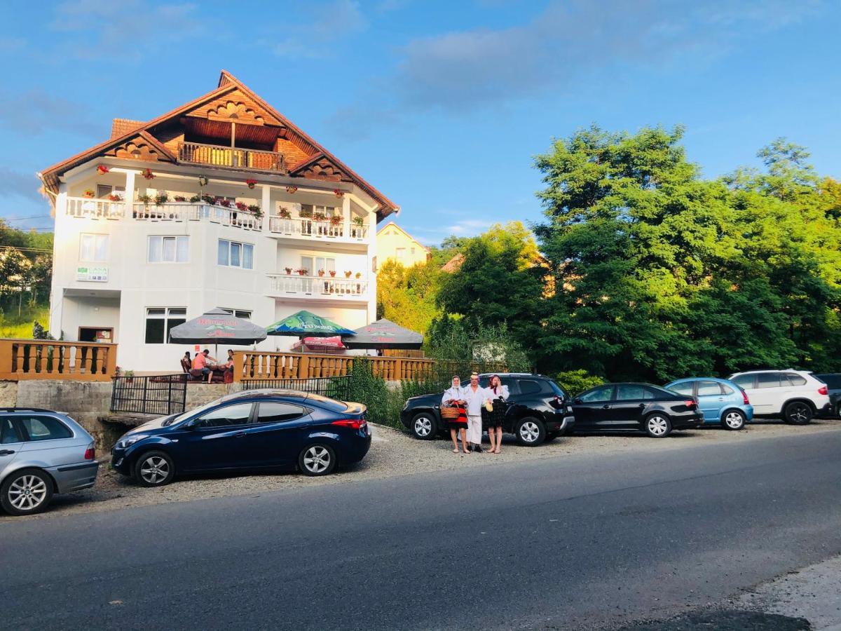 Appartamento Casa Mariuca Văleni Esterno foto
