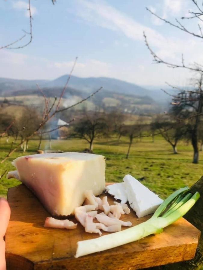 Appartamento Casa Mariuca Văleni Esterno foto