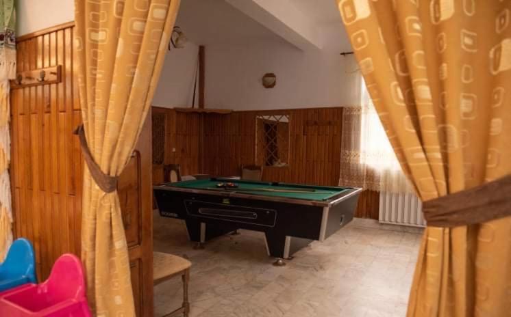 Appartamento Casa Mariuca Văleni Esterno foto