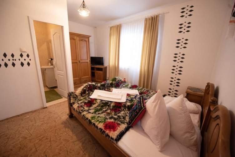 Appartamento Casa Mariuca Văleni Esterno foto