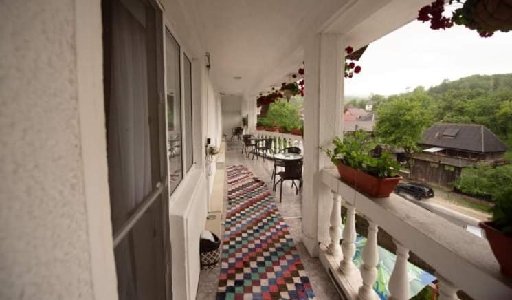 Appartamento Casa Mariuca Văleni Esterno foto